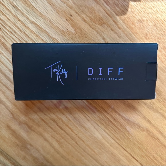 BNWT Diff Eyewear X Tori Kelly, Shine On Rose Gold Cherry Blossom - Picture 4 of 7